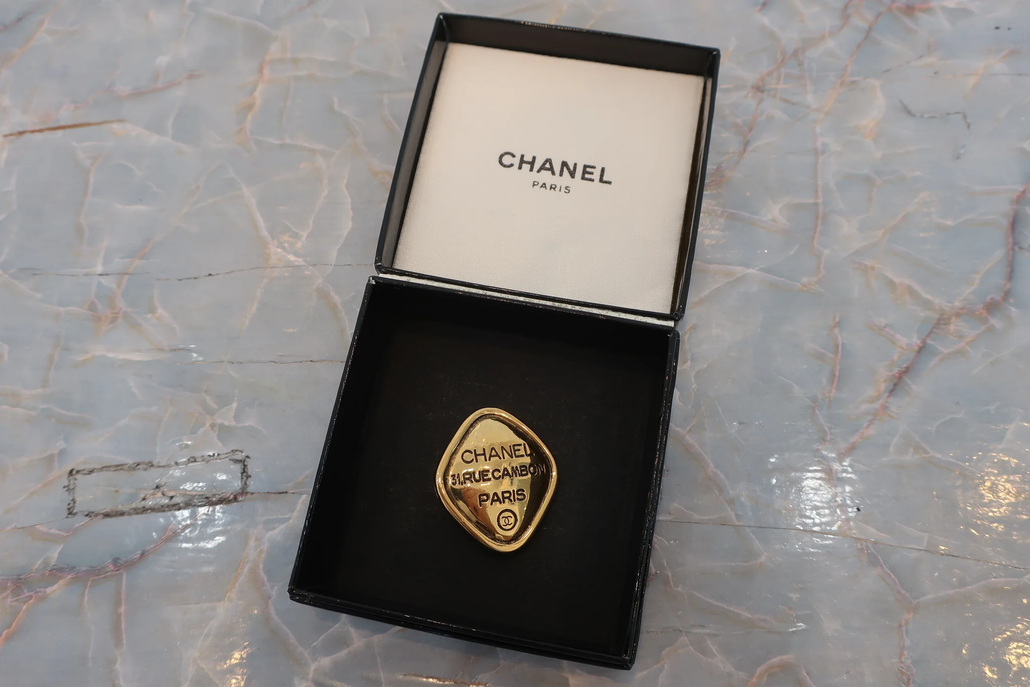 [600050095] CHANEL/샤넬 마름모 브로치